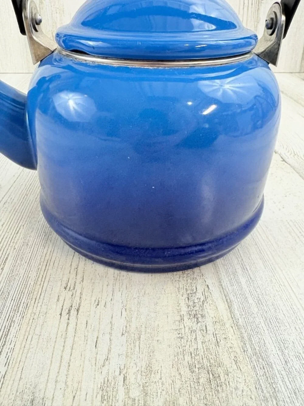 Le Creuset Enamel on Steel 1.25 Quart Demi Tea Kettle Marseille Blue FLAWS